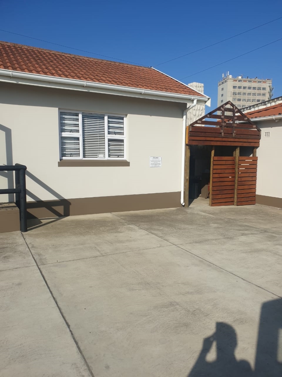 9 Bedroom Property for Sale in Greenfields Eastern Cape